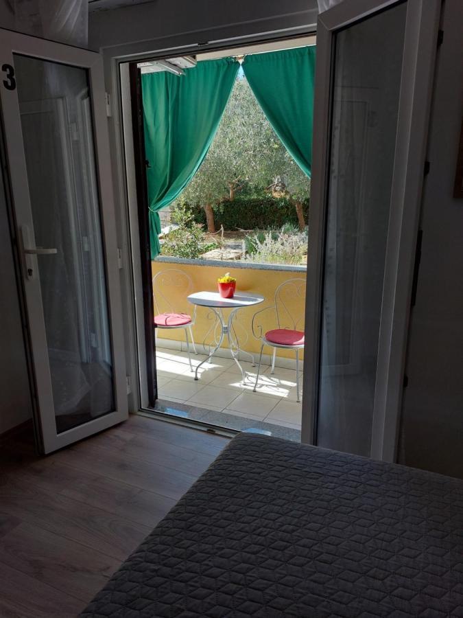 Soba Ana Hotel Cres Kültér fotó